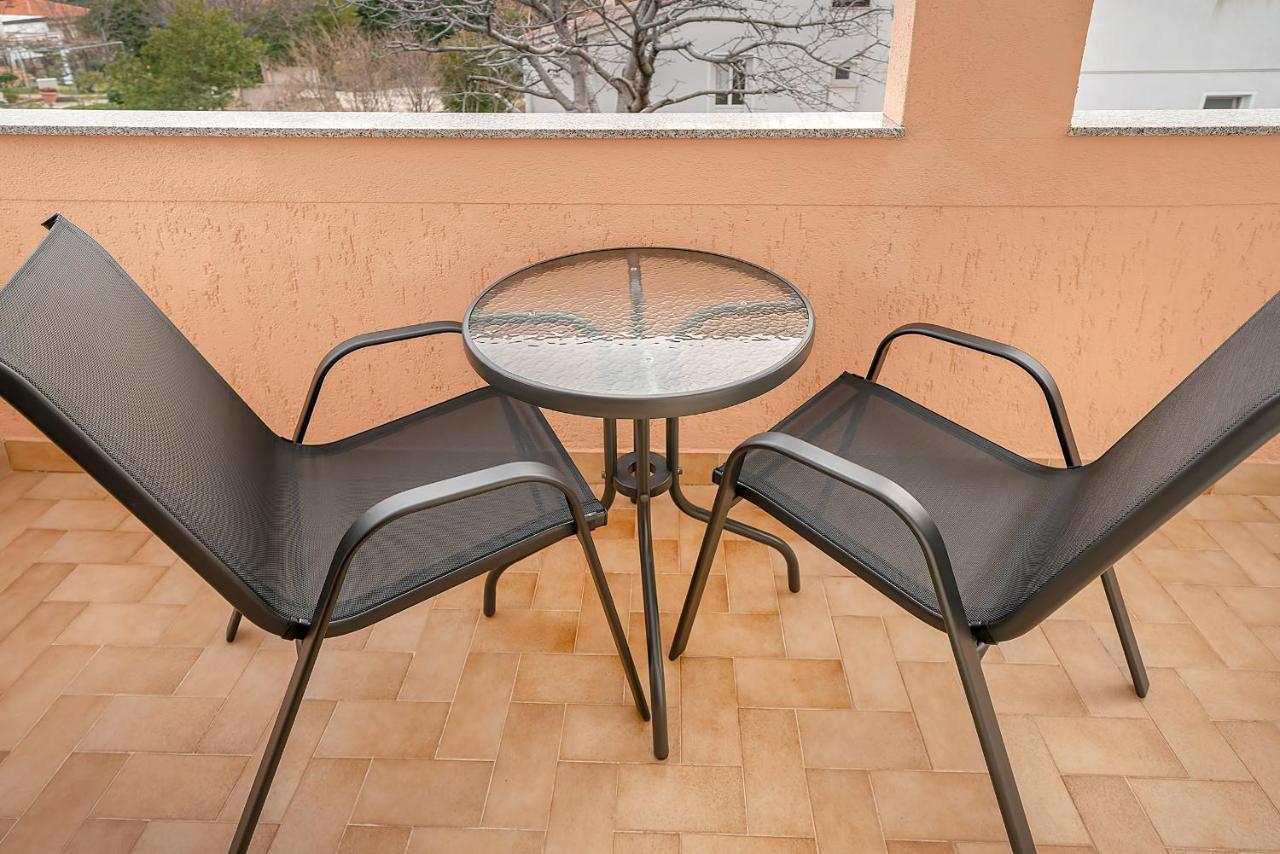 Apartmani Ana Juranic Jurandvor Екстериор снимка