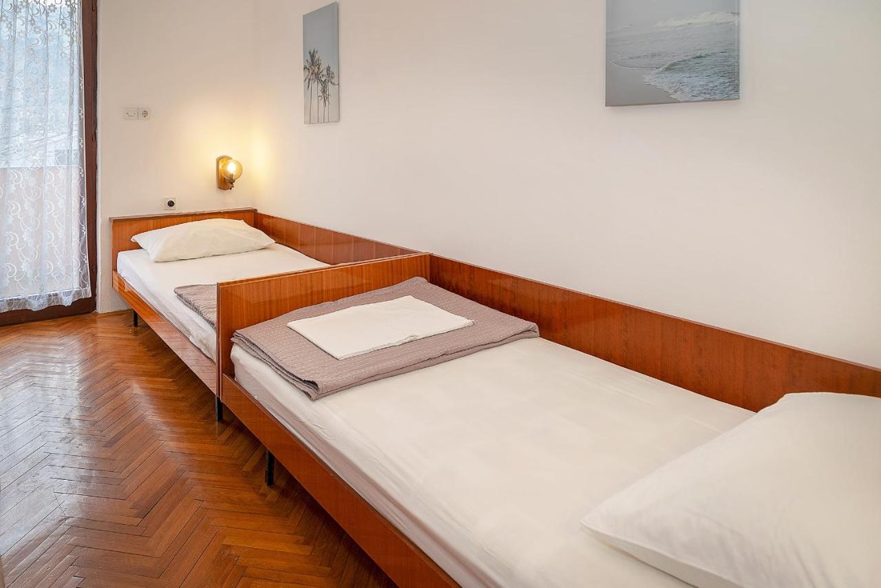 Apartmani Ana Juranic Jurandvor Екстериор снимка